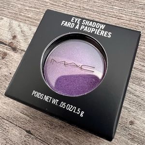 MAC Cosmetics Eyeshadow (shade: Darkroom)